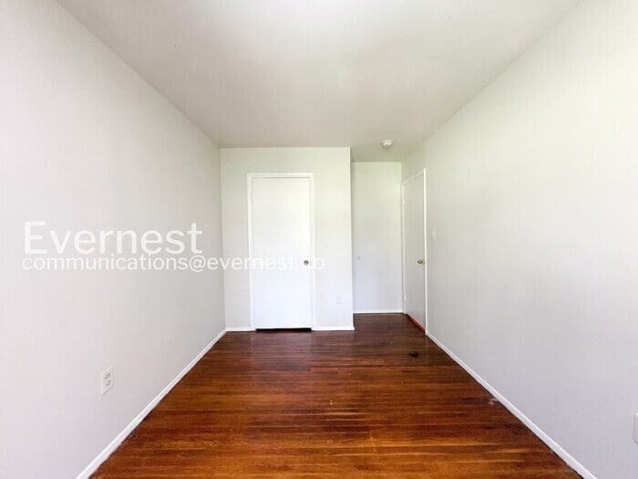 Building Photo - 14806 Bryan Ct