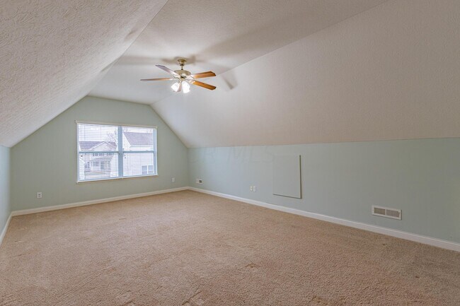 Building Photo - 6003 Bell Classic Dr