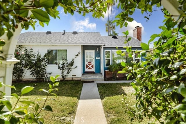 Building Photo - 17134 Sherman Way