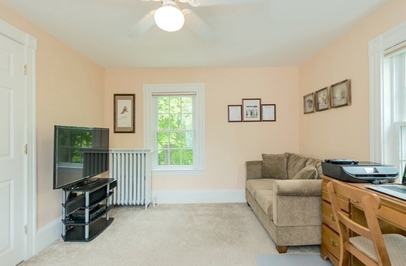 Building Photo - 42 River Rdg