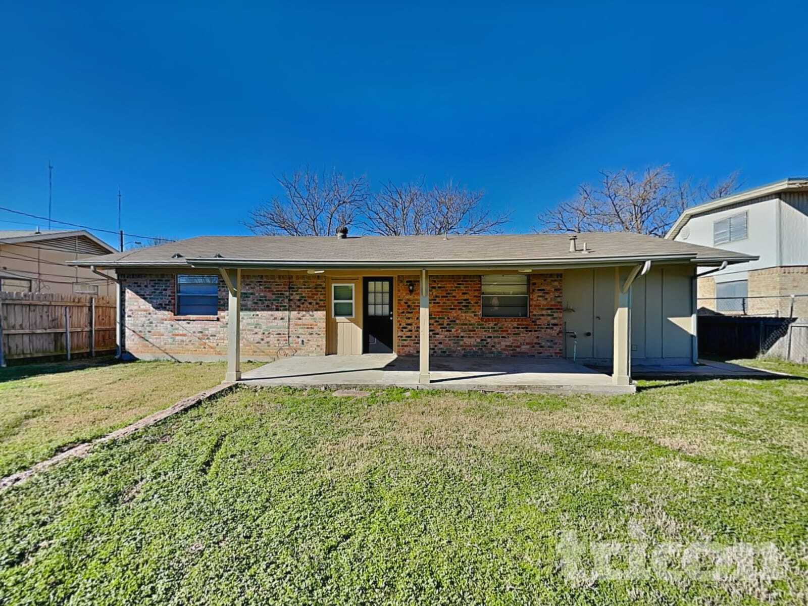 Building Photo - 726 Cindy Dr