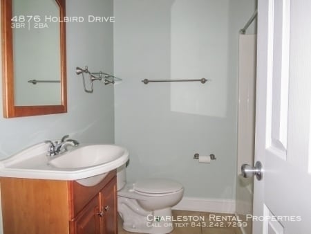 Building Photo - 4876 Holbird St