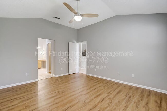 Building Photo - 9642 Pritmore Rd E