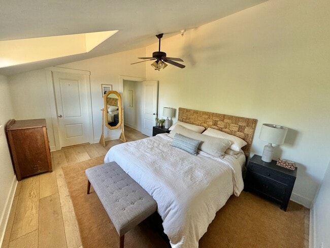 Building Photo - 3730 Roblar Ave