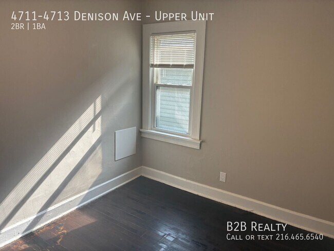 Building Photo - 4711-4713 Denison Ave-Upper Unit