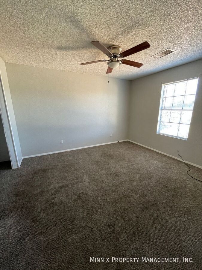 Building Photo - 3007 W Louisiana Ave