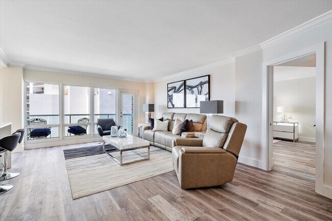 Building Photo - 3400 Galt Ocean Dr