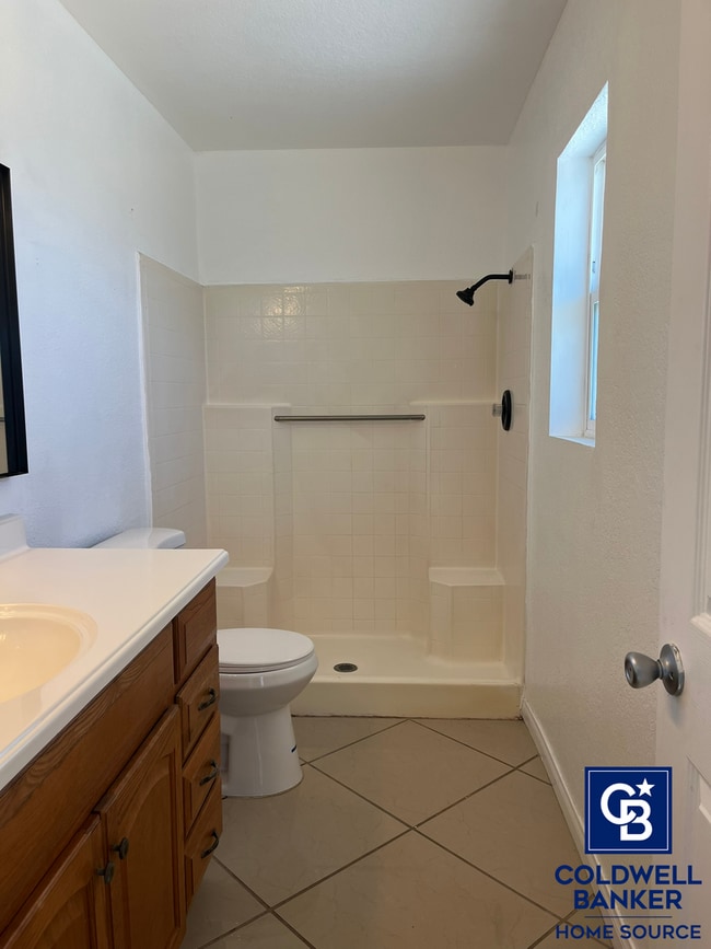 Building Photo - Move-In Ready Beauty with Granite Kitchen, Stainless Steel Appliances & Expansive Backyard