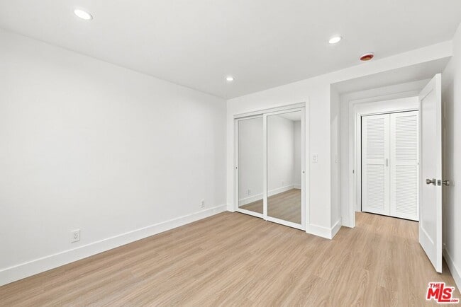 Building Photo - 20210 W Gault St