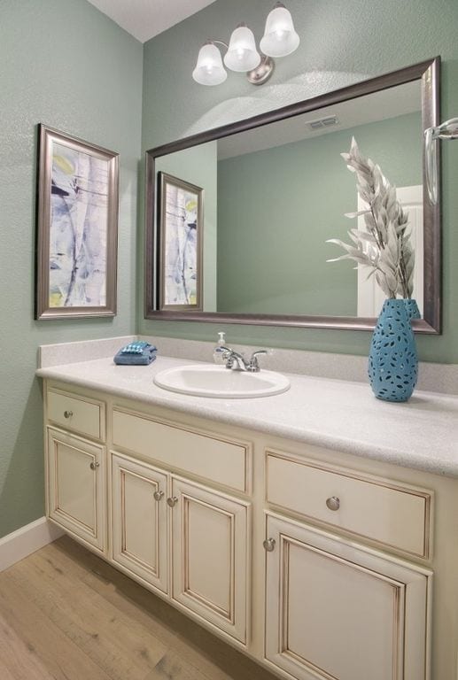 Building Photo - Beautiful Home in Lincoln! - 27 E Street