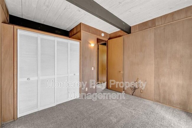 Building Photo - 635 Grace St