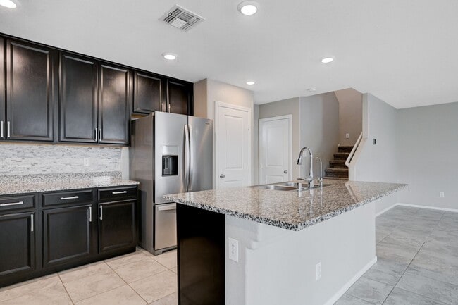 Building Photo - EXCEPTIONAL 4 BEDROOM, 3 BATHROOM HOME!