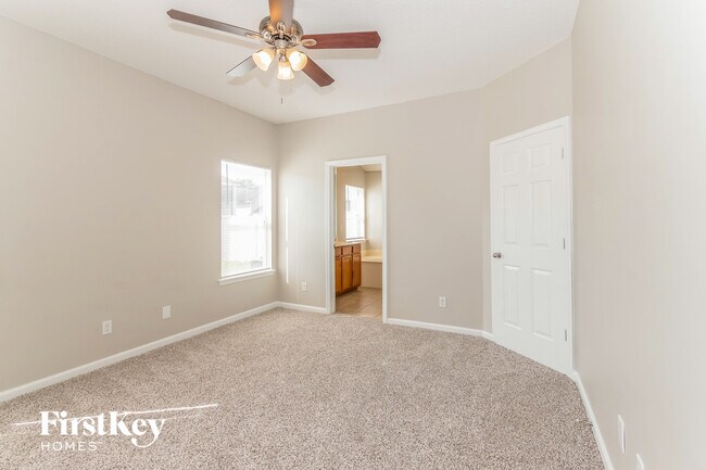 Building Photo - 1255 Bedrock Dr