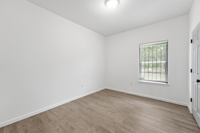 Building Photo - 319 N Carolina St