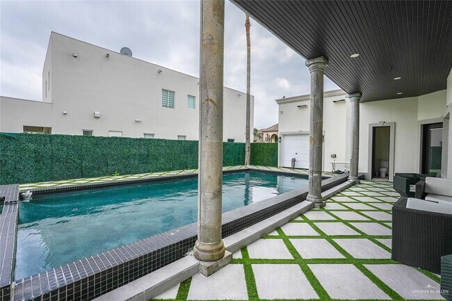 Building Photo - 21 Union Ct