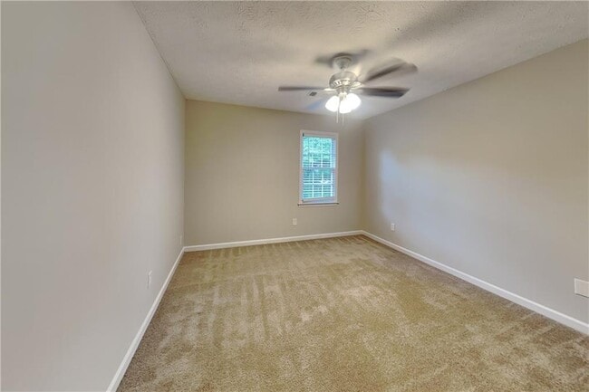 Building Photo - 1589 Tennessee Walker Dr NE