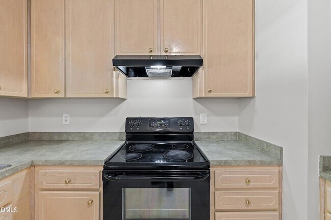 Building Photo - 1224 Grovewood Dr