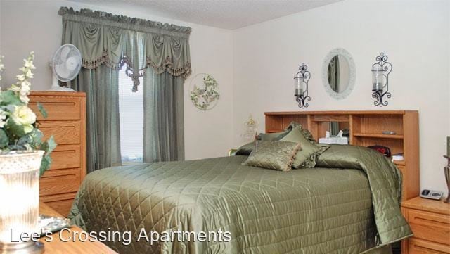 Building Photo - 5370 Lees Crossing Dr