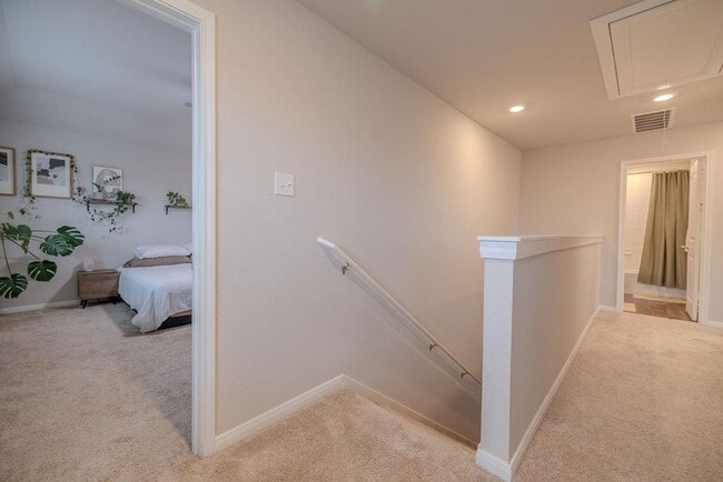 Building Photo - 393 Apache Plum Dr