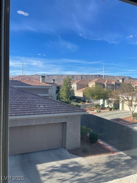 Building Photo - 10809 Garden Mist Dr