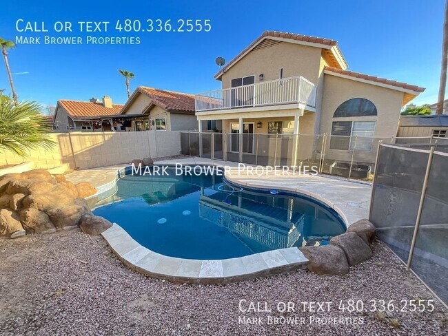 Building Photo - 4102 E Woodland Dr