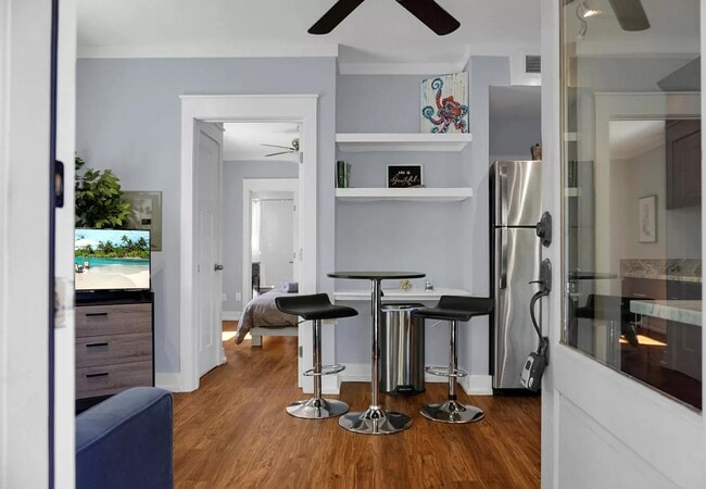 Building Photo - 29 Kennedy St