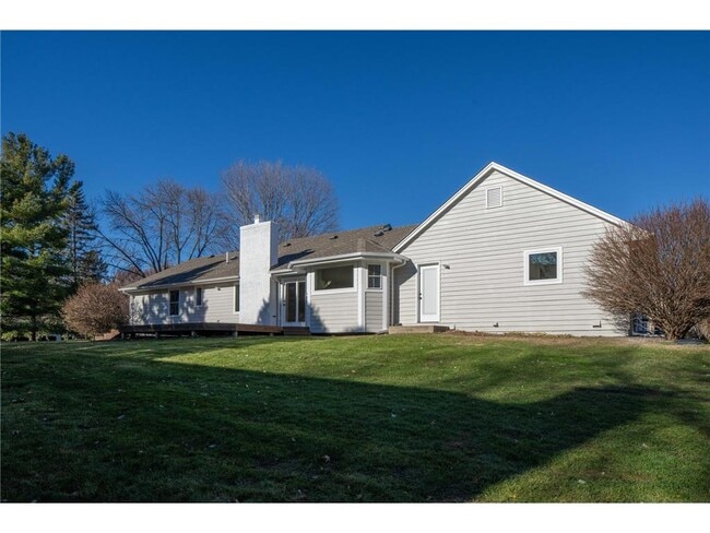 Building Photo - 12215 Westridge Ln