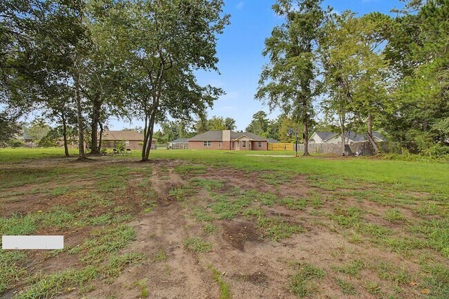Building Photo - 340 McCumber Dr