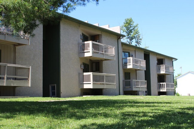 Building Photo - Derby Pointe