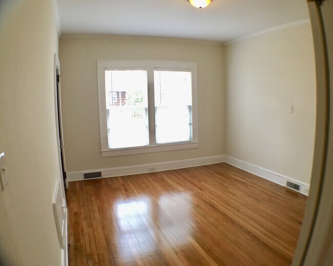 Building Photo - 1518 Polo Rd