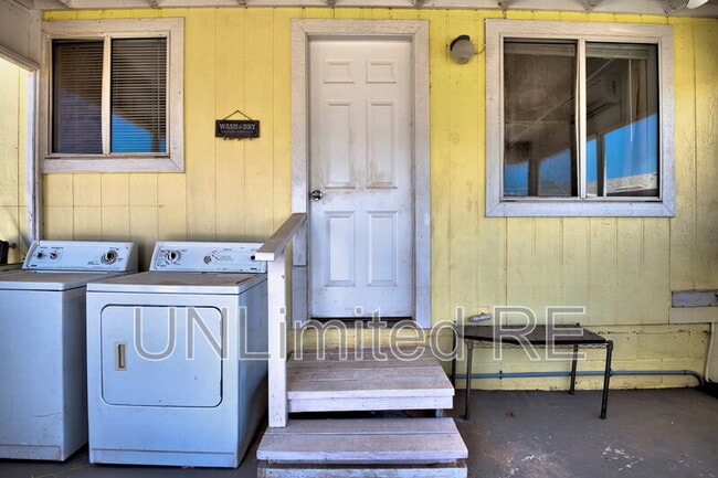 Building Photo - 37339 Buckskin Cir