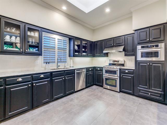Building Photo - 16102 Shadybank Dr
