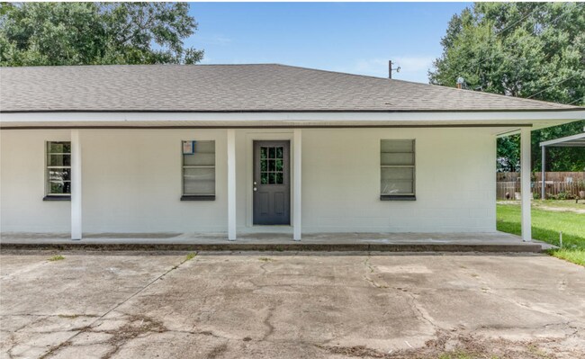 Building Photo - 148 Haricot Rd
