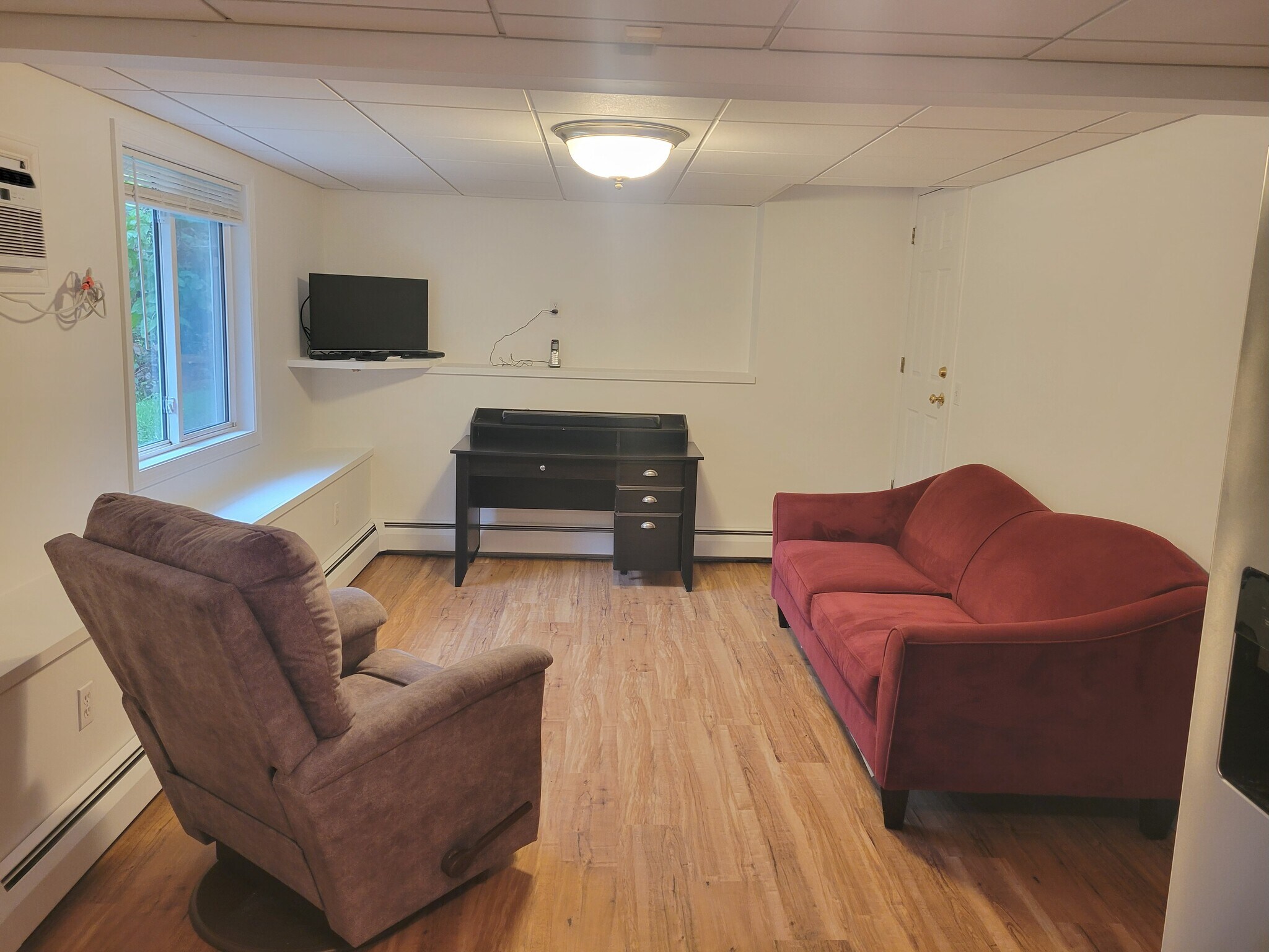 Building Photo - 42 Lockwood St