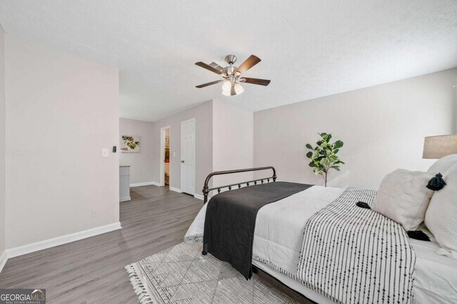 Building Photo - 705 Beaufort Cir
