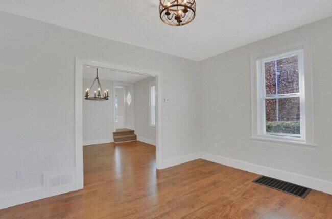 Building Photo - Beautiful 3 Bed, 1.5 Bath Home in Hanover, Pa!