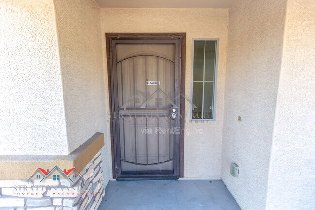 Building Photo - 9096 N 97th Dr