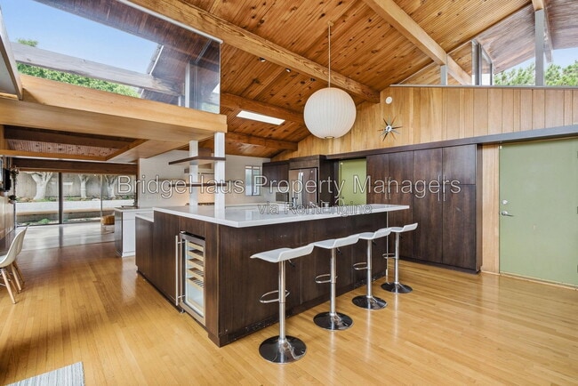 Building Photo - 1541 Garrison Pl