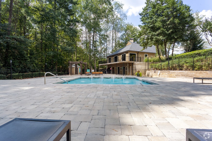 Gardenwood Apartments 1110 Garden Walk Blvd College Park GA 30349