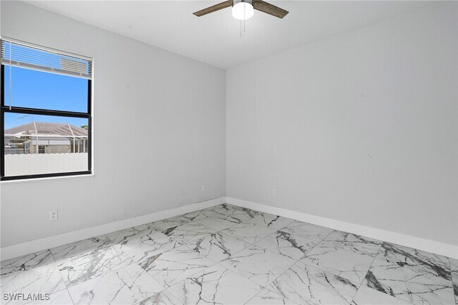 Building Photo - 2314 NW 33rd Pl