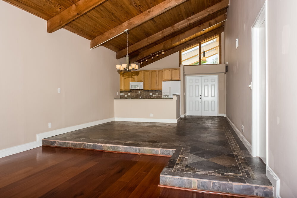 Building Photo - 6376 Amberwoods Dr