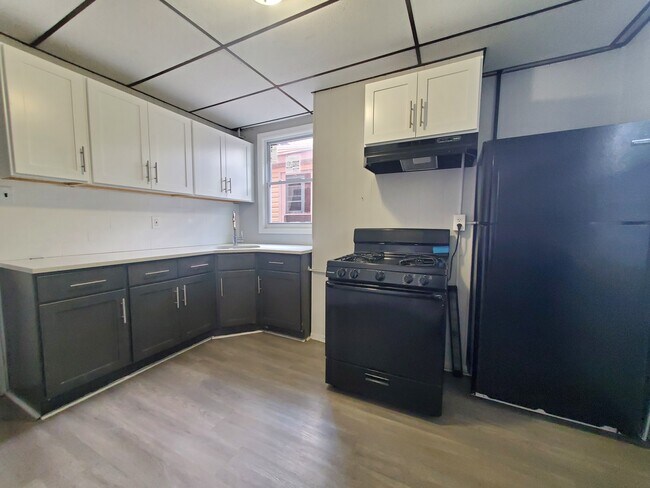 Unit 1 - 236 Danforth Ave