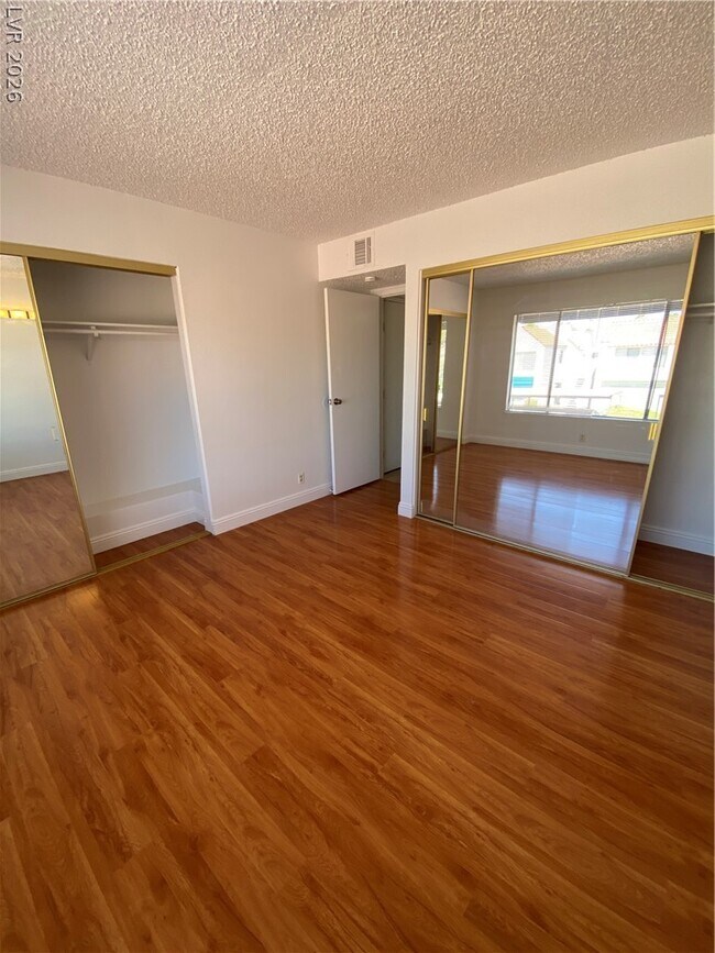 Building Photo - 4351 Gannet Cir