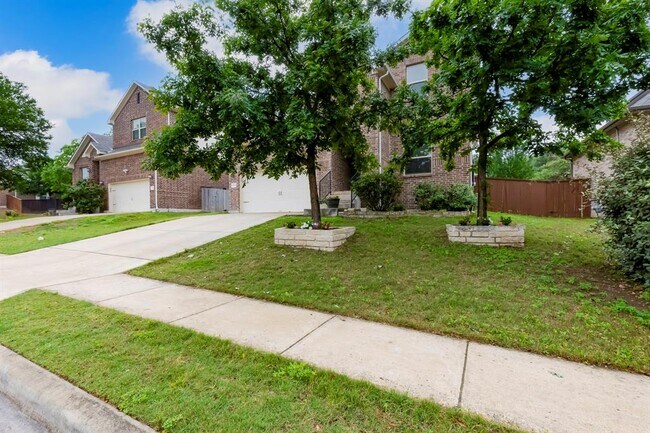 Building Photo - 4424 Casa Robles Dr