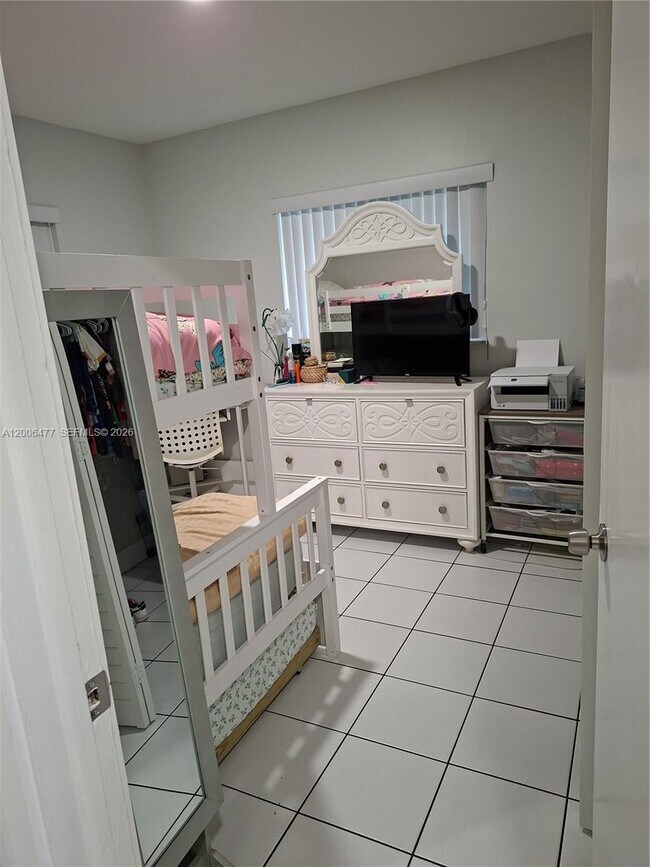 Building Photo - 1814 SW 97th Terrace