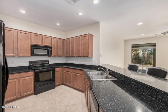 Building Photo - 298 E Diamond Trail