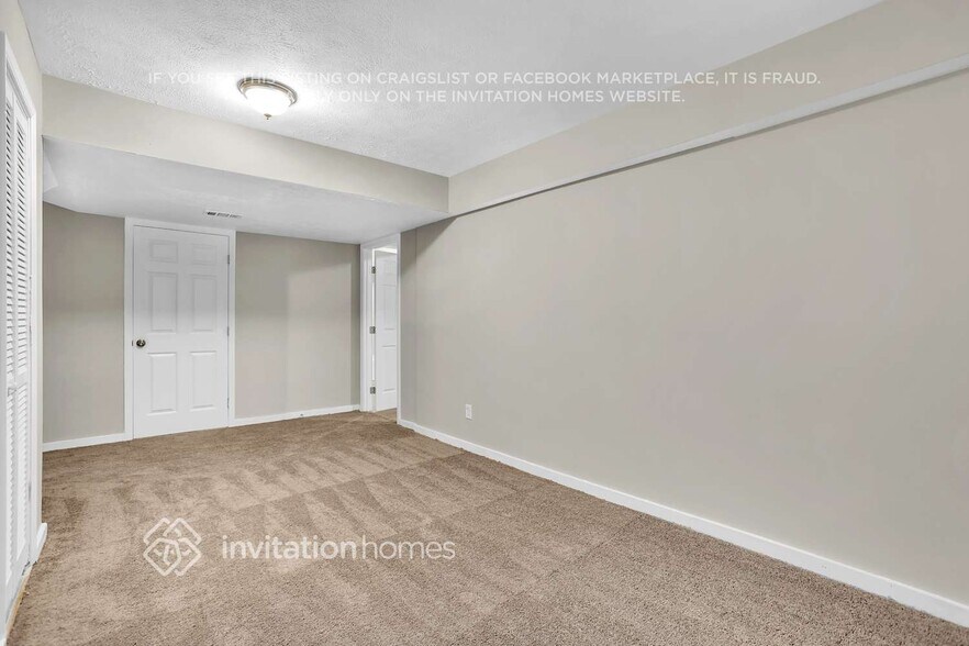 Building Photo - 722 Stonehill Ct