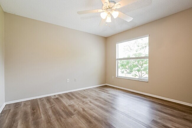 Building Photo - 67 Abbey Hollow Dr