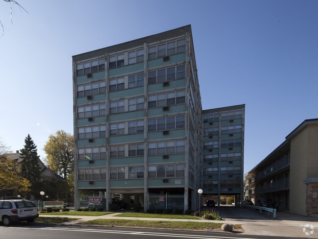 Building Photo - Shore View Apartments