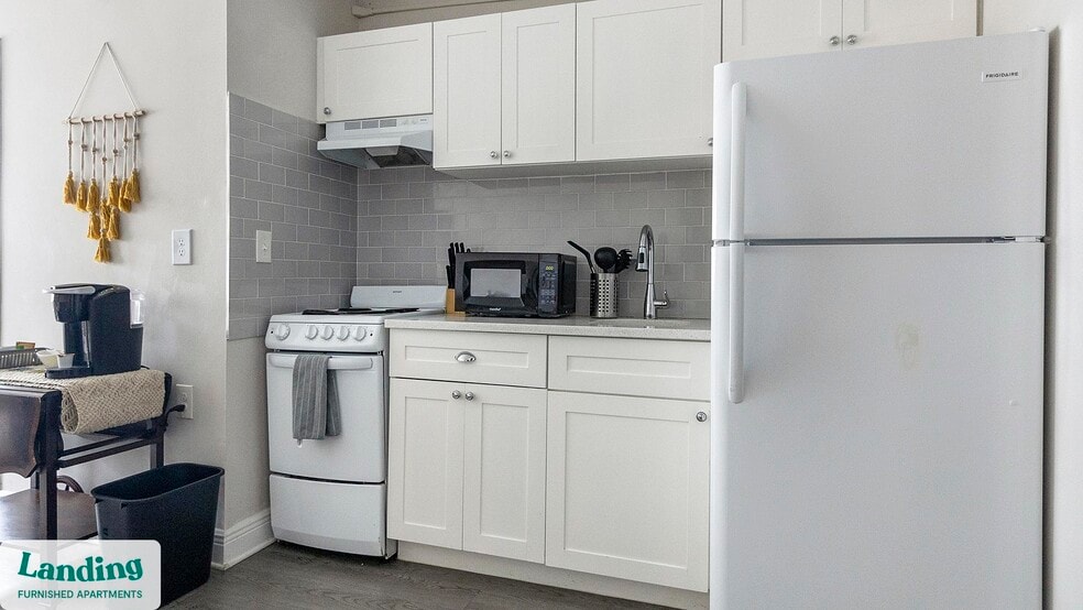 Building Photo - 305 Dr. M.L.K. Jr St S